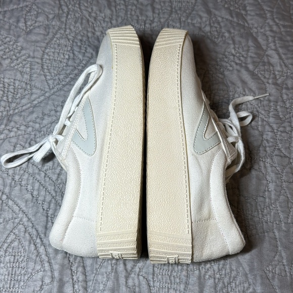 Tretorn sneakers. - Picture 4 of 6